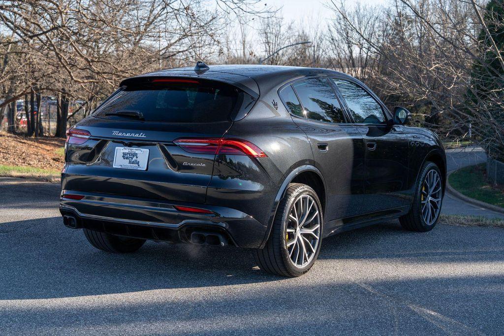 new 2026 Maserati Grecale car, priced at $95,795