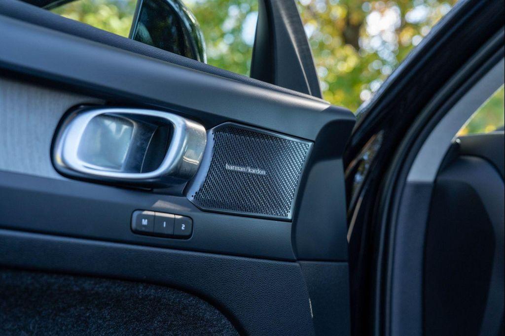 used 2024 Volvo XC40 car, priced at $31,900