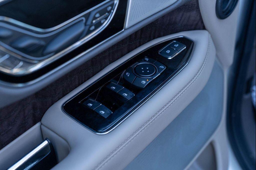 used 2024 Lincoln Navigator car, priced at $79,987