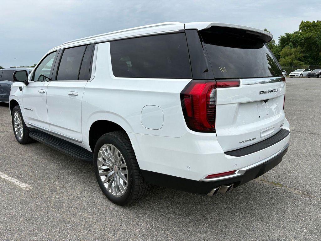 used 2025 GMC Yukon XL car, priced at $69,555