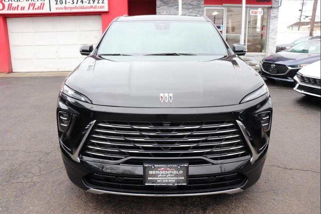 used 2025 Buick Enclave car, priced at $35,995