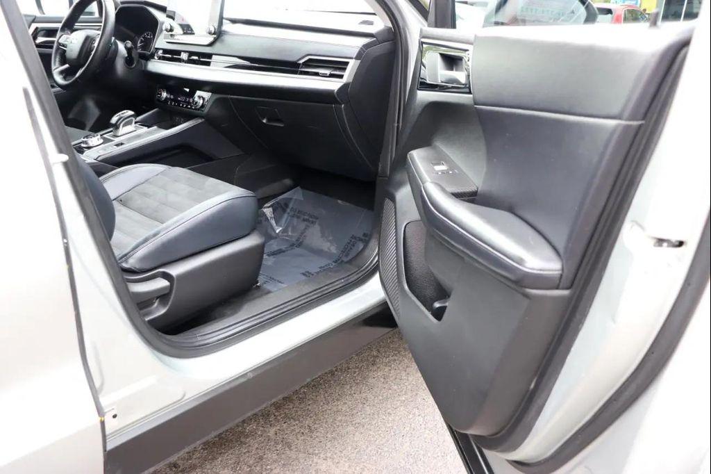 used 2024 Mitsubishi Outlander car, priced at $22,995