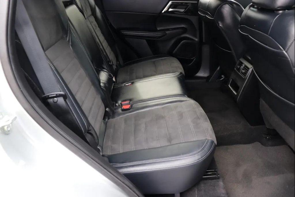 used 2024 Mitsubishi Outlander car, priced at $22,995