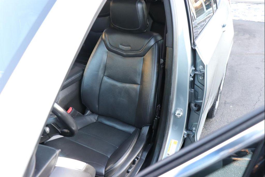 used 2023 Cadillac XT6 car, priced at $29,995