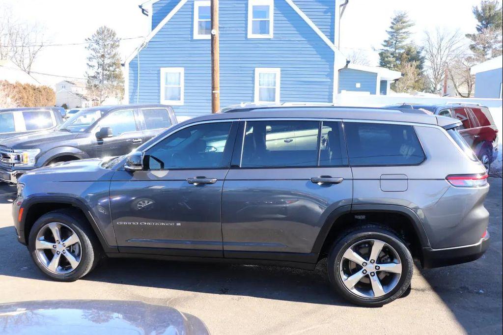 used 2022 Jeep Grand Cherokee L car, priced at $28,495
