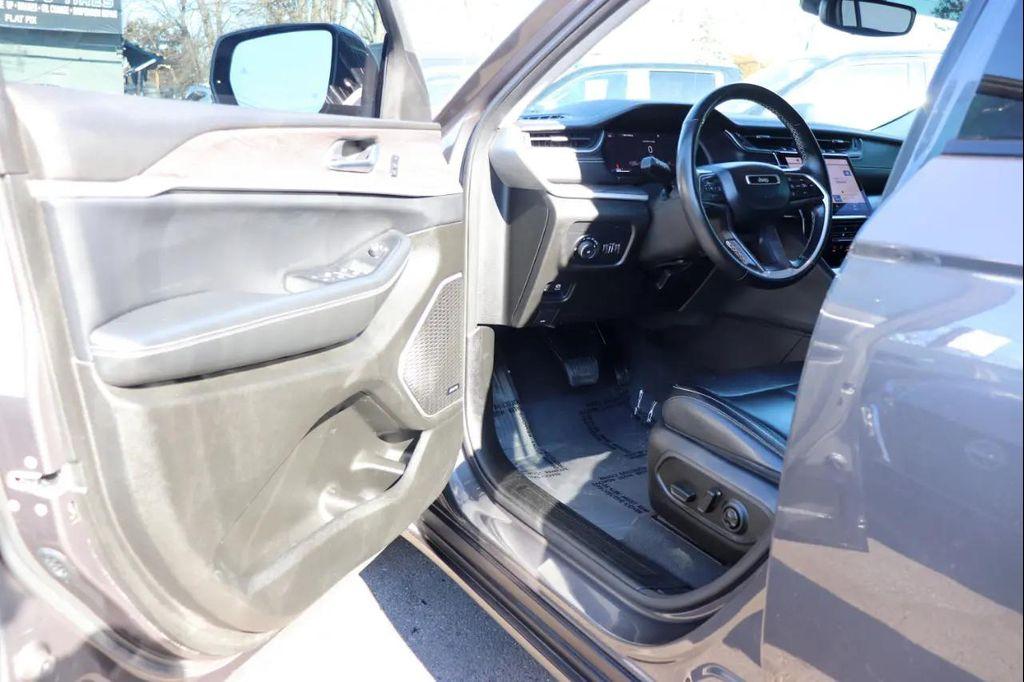 used 2022 Jeep Grand Cherokee L car, priced at $28,495