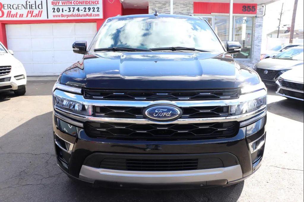 used 2024 Ford Expedition car, priced at $41,995