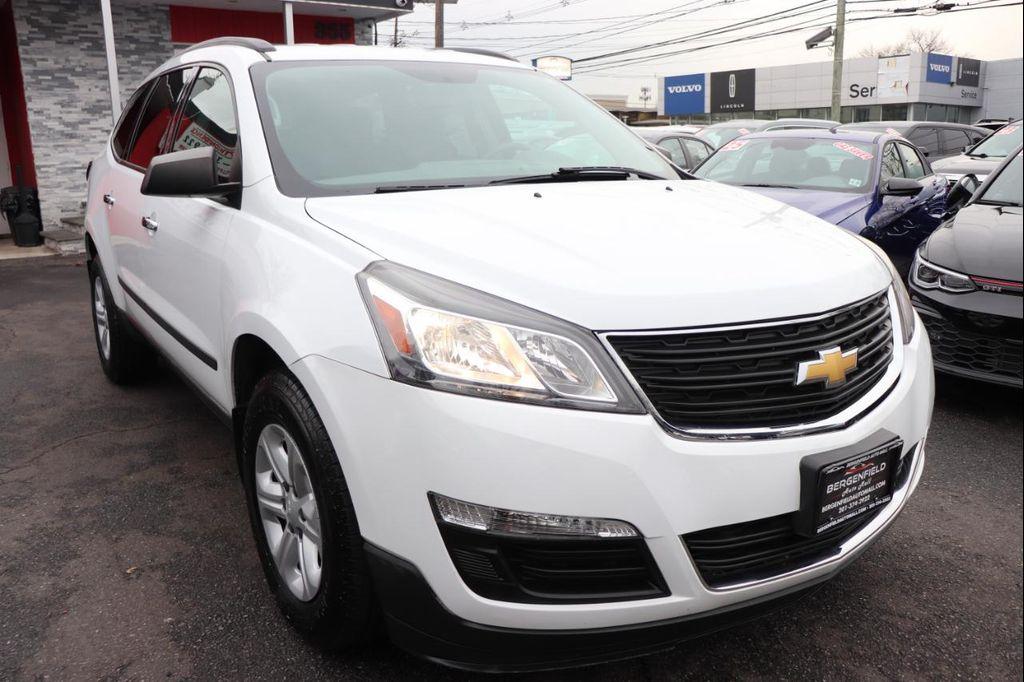 used 2017 Chevrolet Traverse car, priced at $9,495