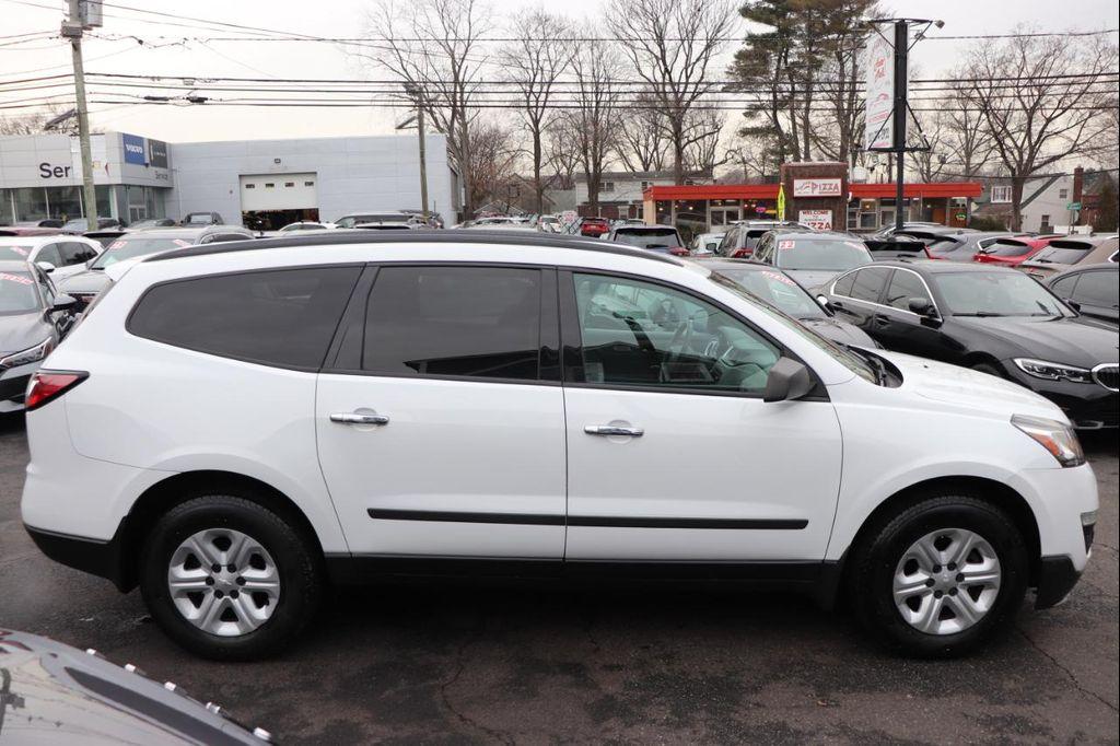 used 2017 Chevrolet Traverse car, priced at $9,495