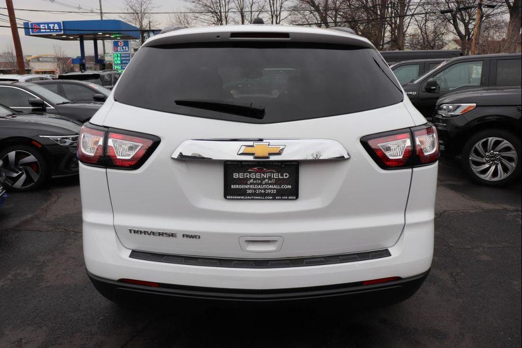 used 2017 Chevrolet Traverse car, priced at $9,495