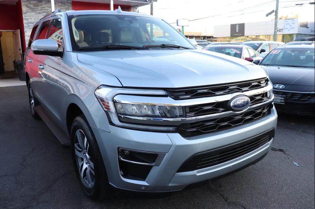 used 2024 Ford Expedition car, priced at $45,995