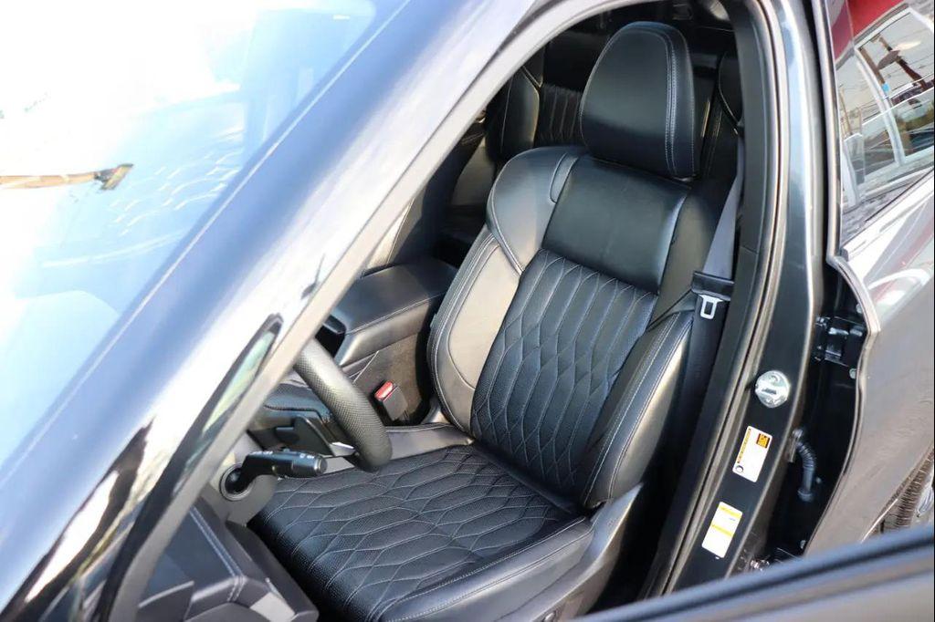 used 2025 Mitsubishi Outlander car, priced at $28,995