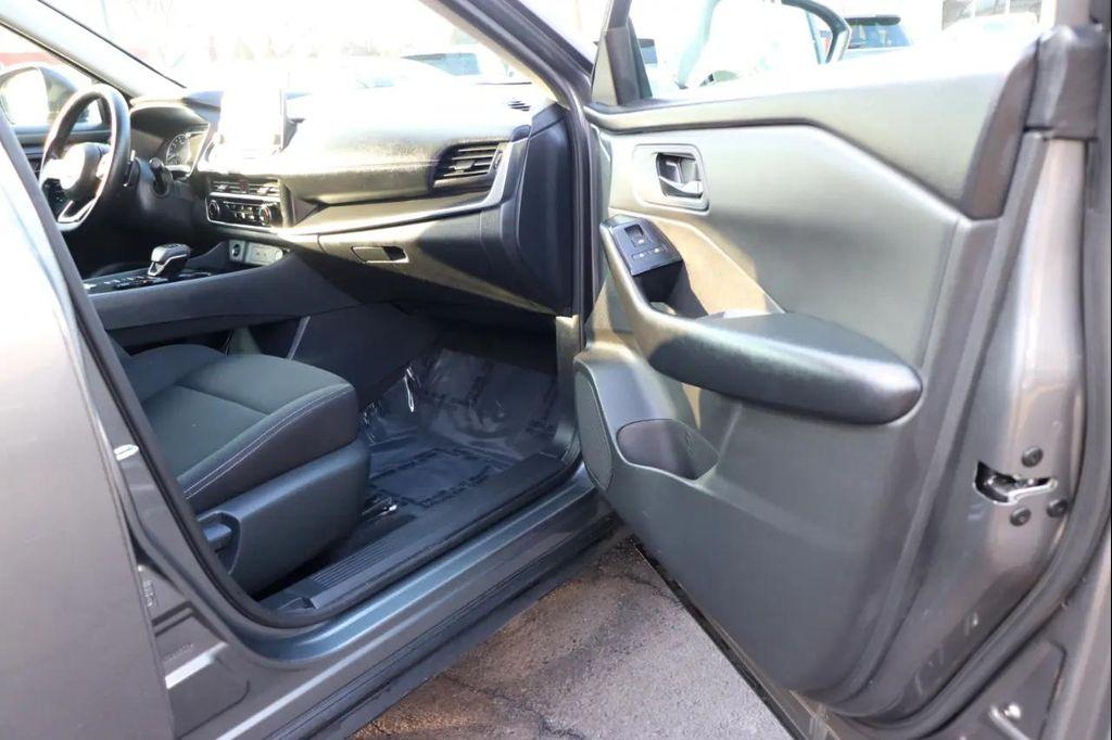 used 2024 Nissan Rogue car, priced at $19,995