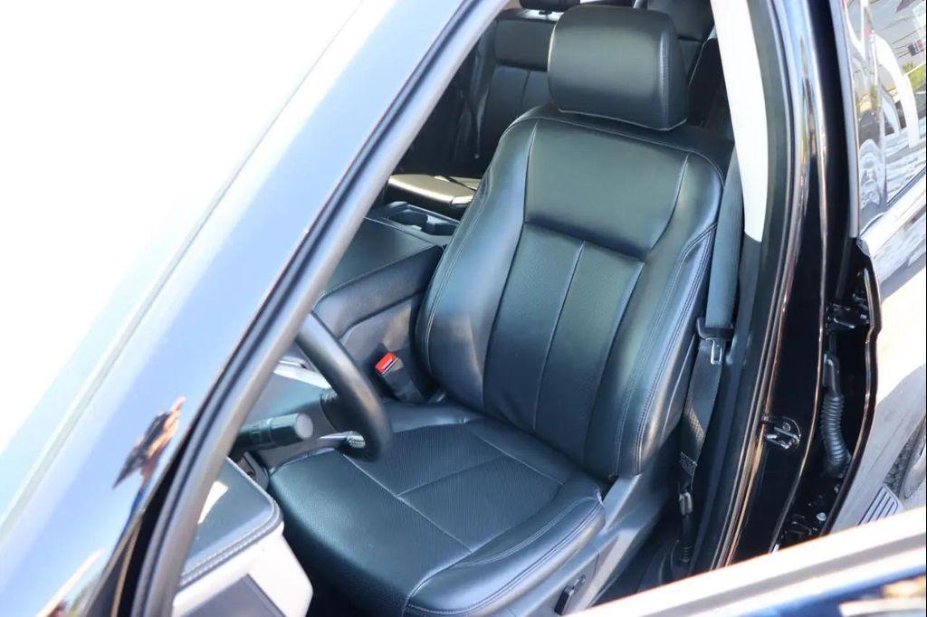used 2024 Ford Expedition car, priced at $41,995