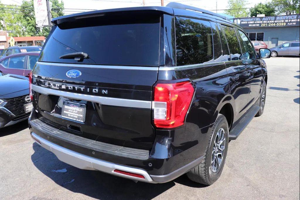 used 2024 Ford Expedition car, priced at $41,995