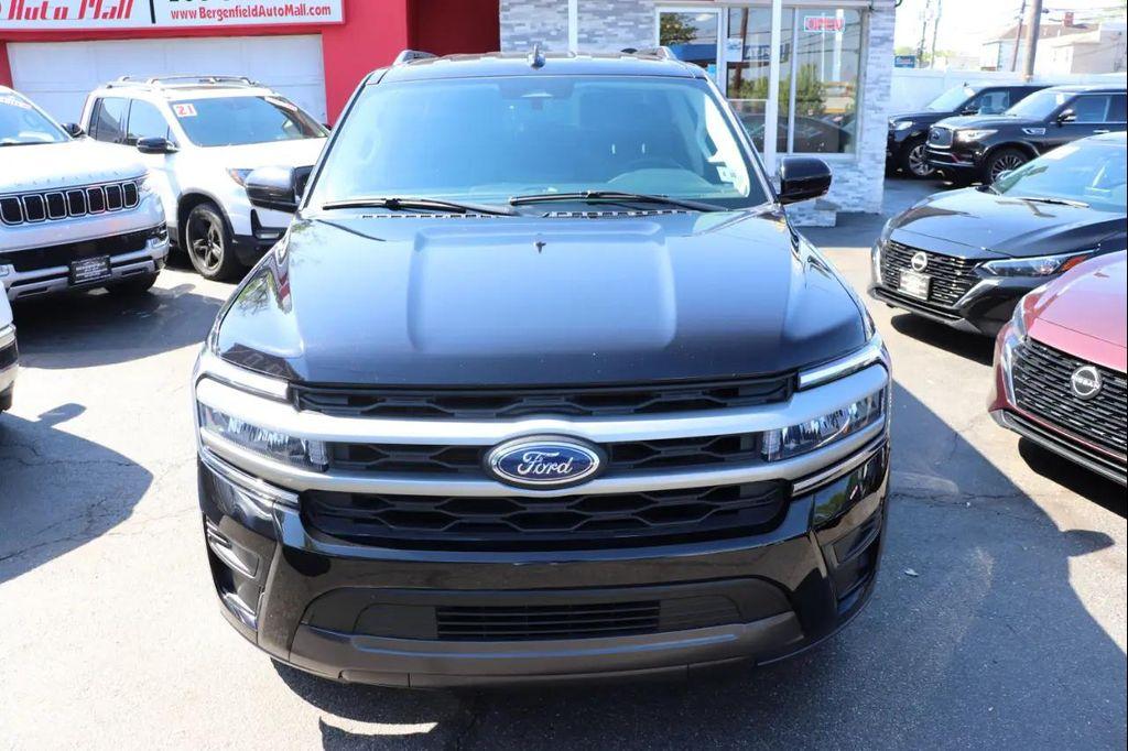 used 2024 Ford Expedition car, priced at $41,995