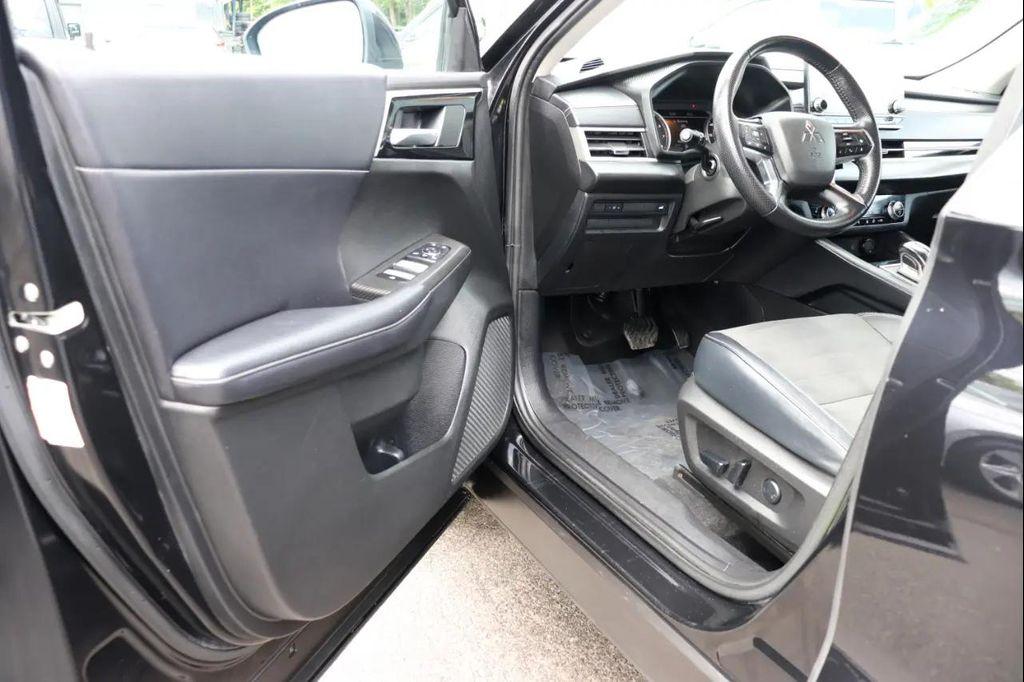 used 2024 Mitsubishi Outlander car, priced at $23,495