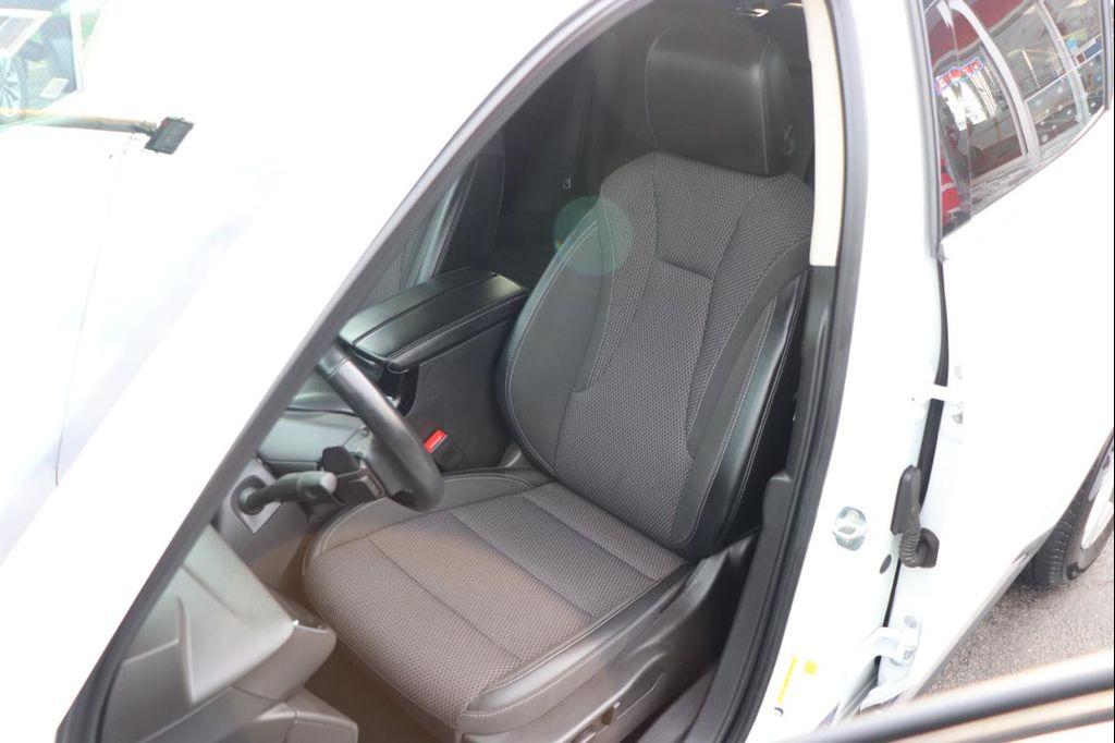 used 2023 Buick Envision car, priced at $19,995