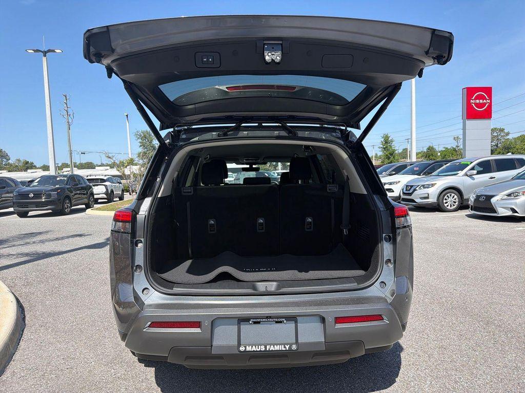 new 2026 Nissan Pathfinder car, priced at $46,744