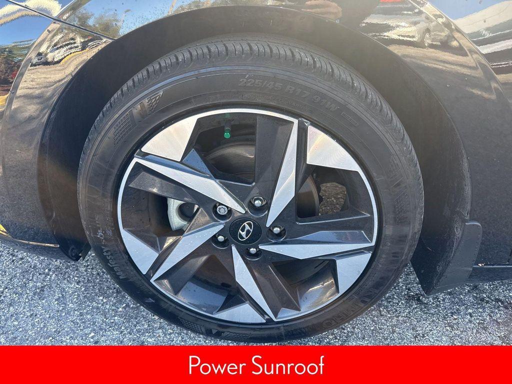 used 2022 Hyundai Elantra car, priced at $15,984