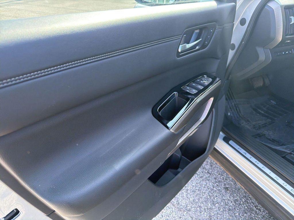 used 2024 Nissan Pathfinder car, priced at $40,409