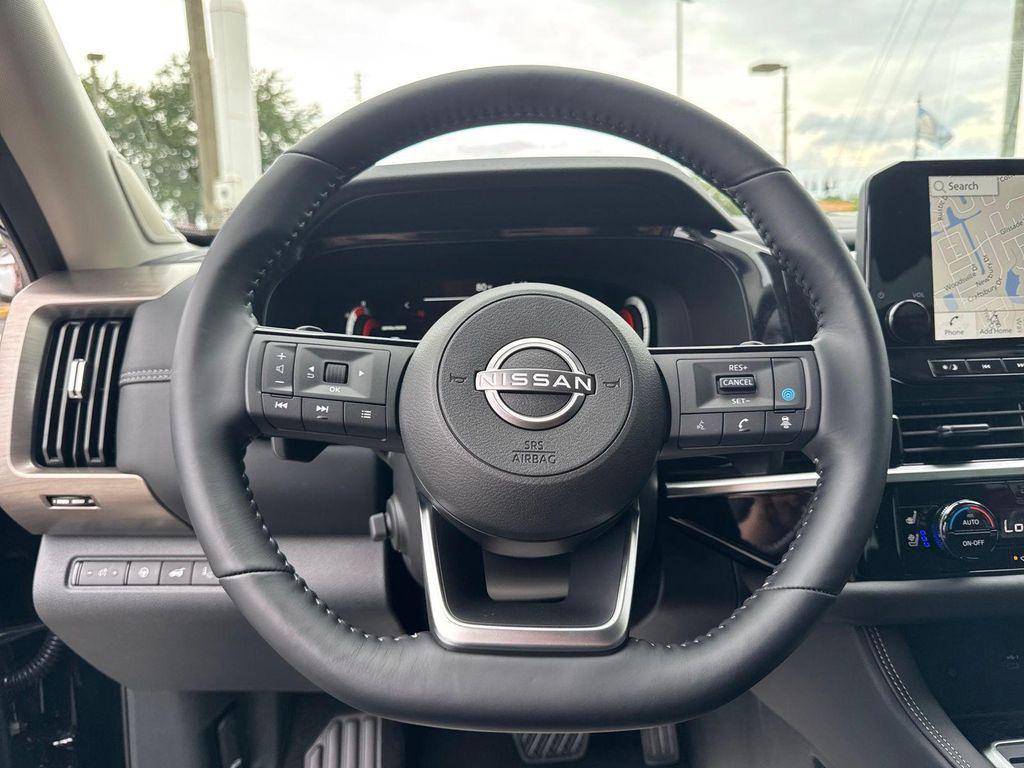 new 2025 Nissan Pathfinder car, priced at $48,754