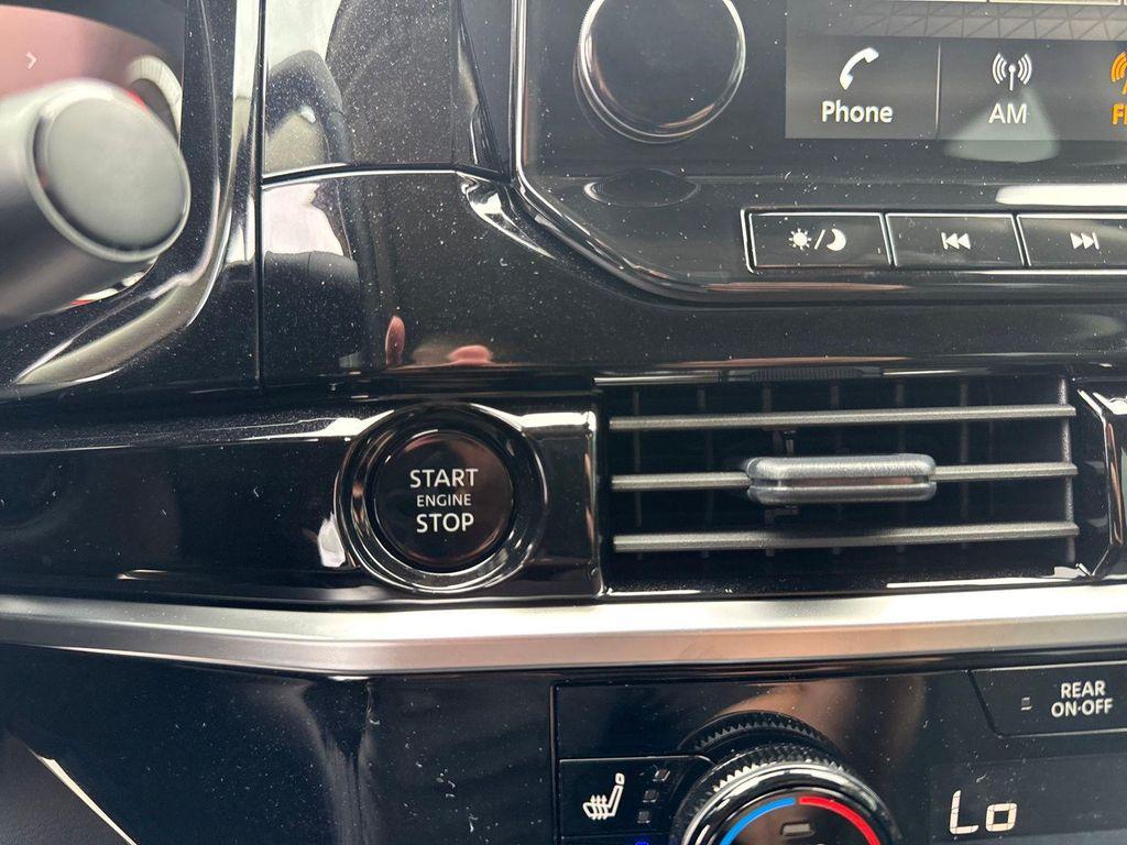 new 2025 Nissan Pathfinder car, priced at $48,754