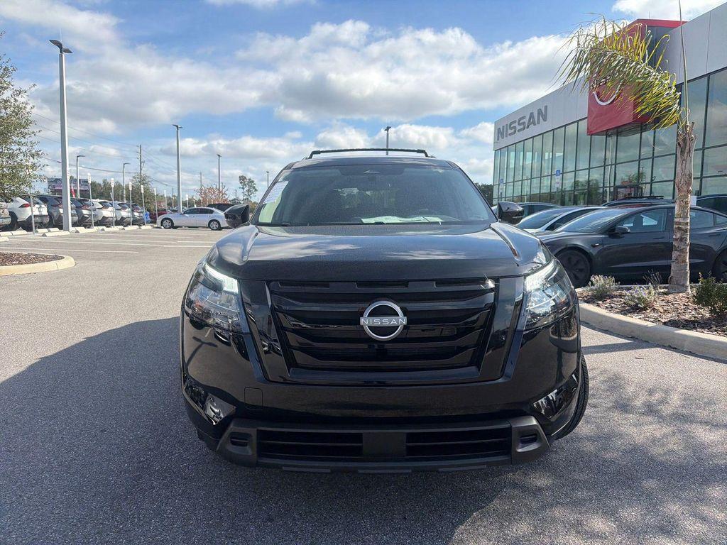 new 2025 Nissan Pathfinder car, priced at $40,111
