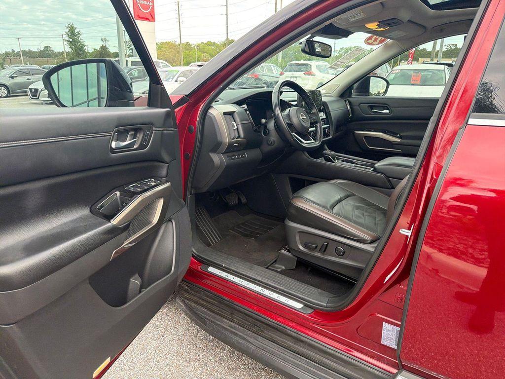 used 2022 Nissan Pathfinder car, priced at $25,563