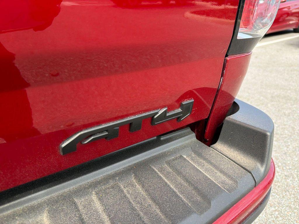 used 2022 GMC Canyon car, priced at $33,446
