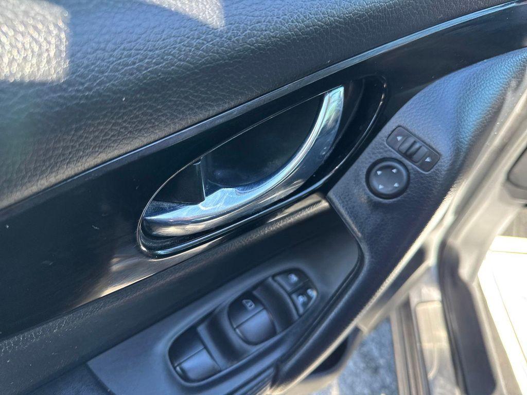 used 2022 Nissan Rogue Sport car, priced at $20,000