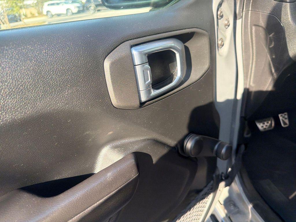 used 2021 Jeep Gladiator car