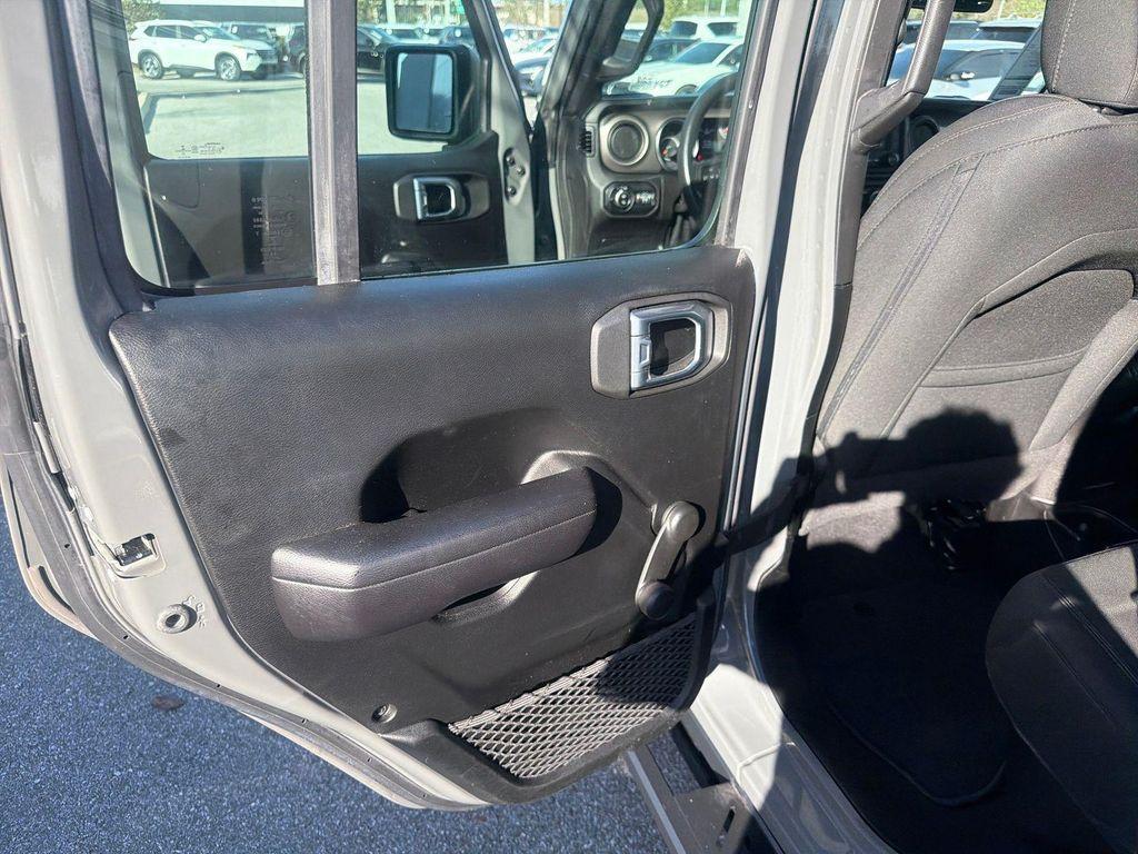 used 2021 Jeep Gladiator car