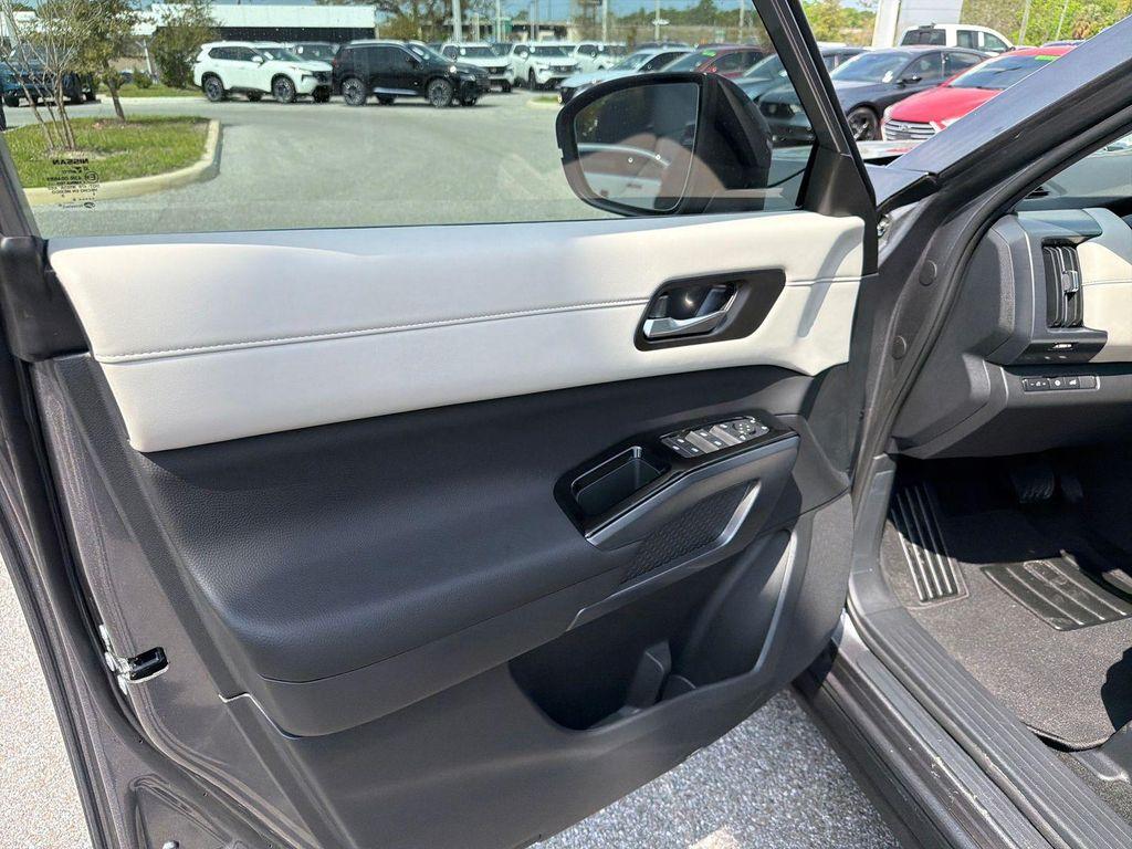 new 2026 Nissan Pathfinder car, priced at $47,219