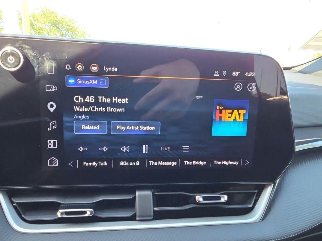 used 2025 Chevrolet Equinox car, priced at $26,999