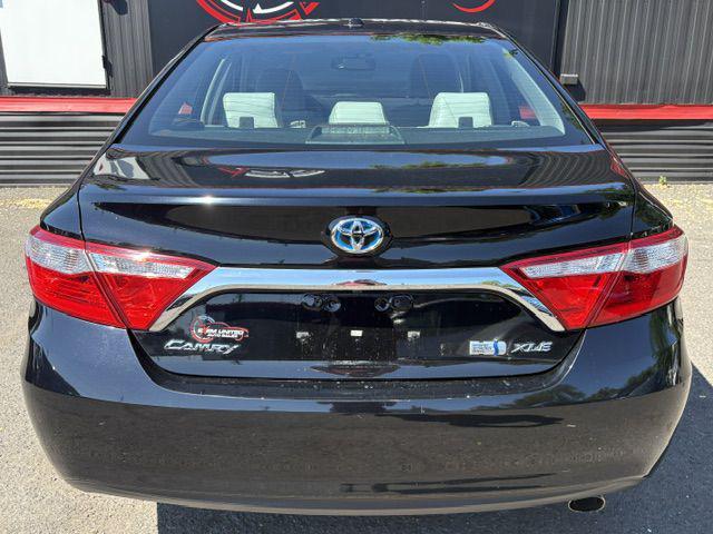 used 2015 Toyota Camry Hybrid car, priced at $13,995