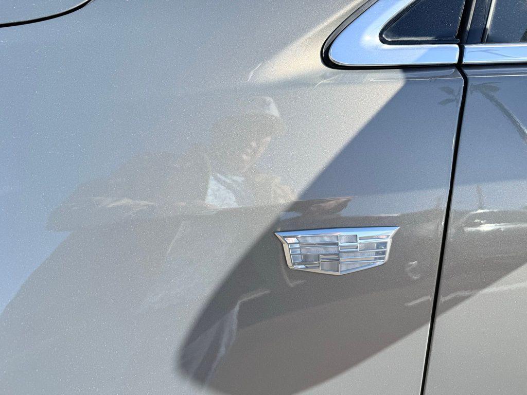 used 2017 Cadillac XT5 car, priced at $17,994