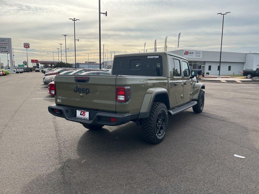 new 2025 Jeep Gladiator car, priced at $41,999