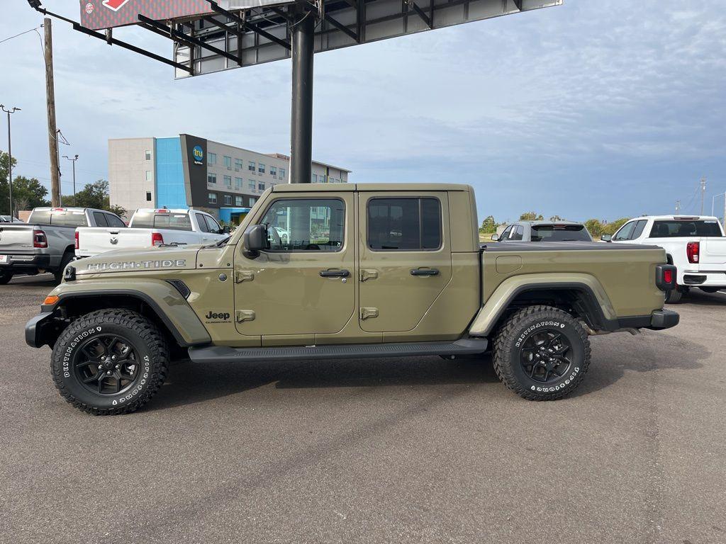new 2025 Jeep Gladiator car, priced at $41,999