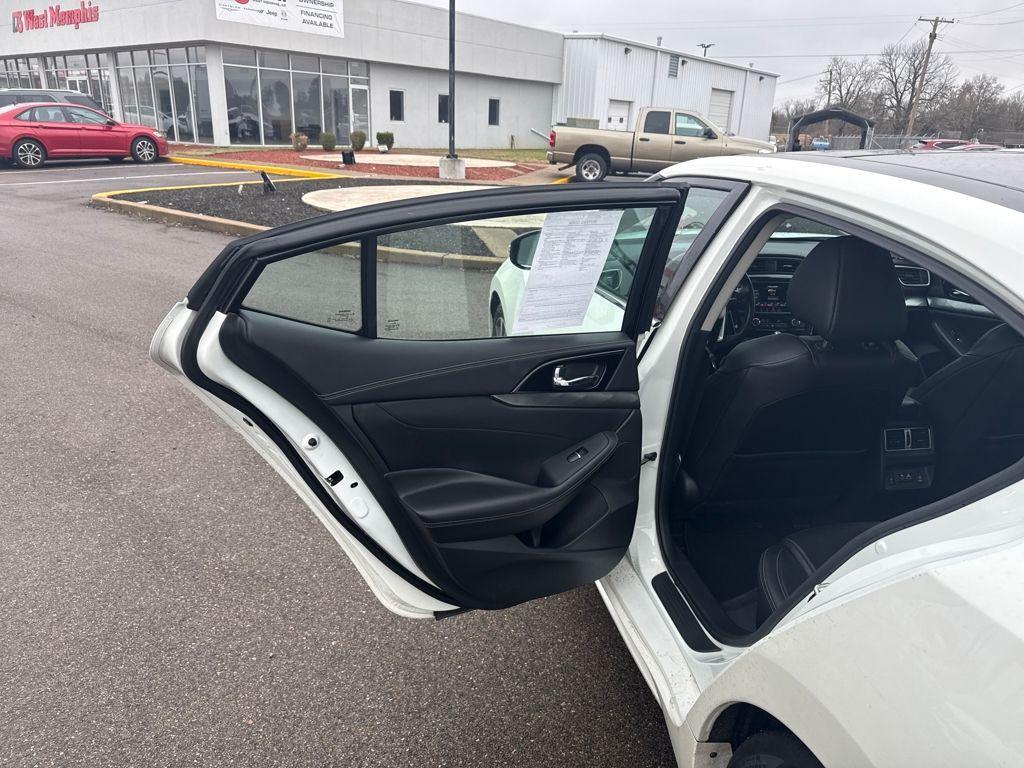 used 2023 Nissan Maxima car, priced at $26,925