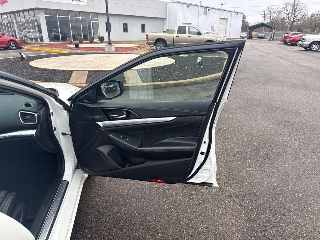 used 2023 Nissan Maxima car, priced at $26,925