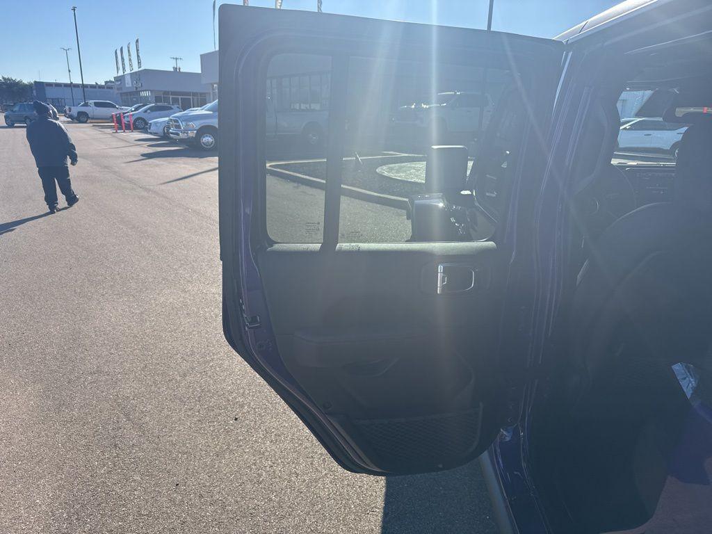 new 2026 Jeep Gladiator car, priced at $57,740