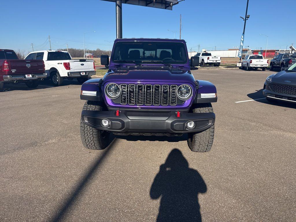 new 2026 Jeep Gladiator car, priced at $57,740