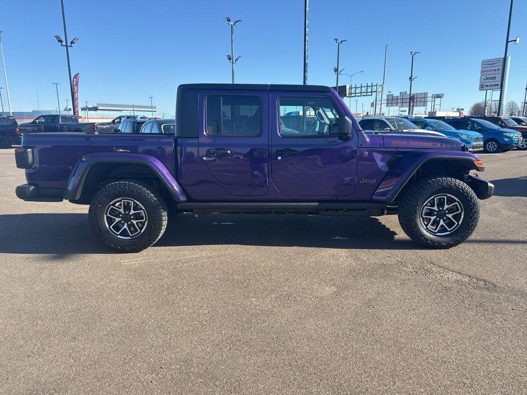 new 2026 Jeep Gladiator car, priced at $57,740