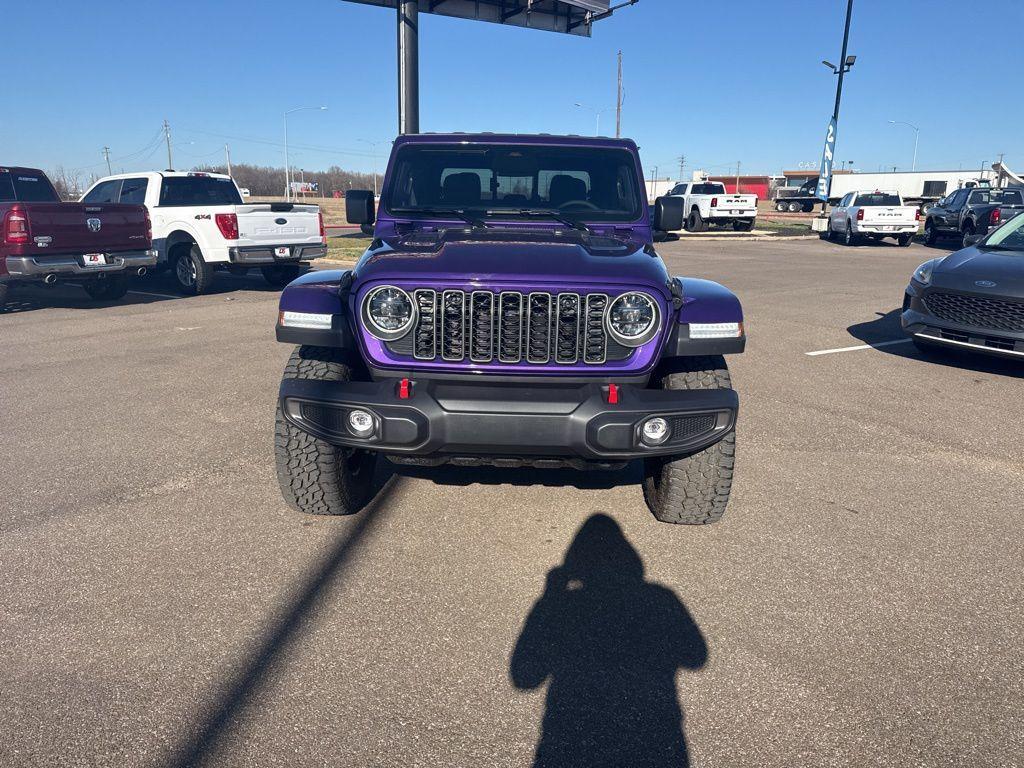 new 2026 Jeep Gladiator car, priced at $57,740