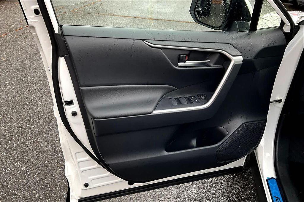 new 2025 Toyota RAV4 Hybrid car, priced at $49,118