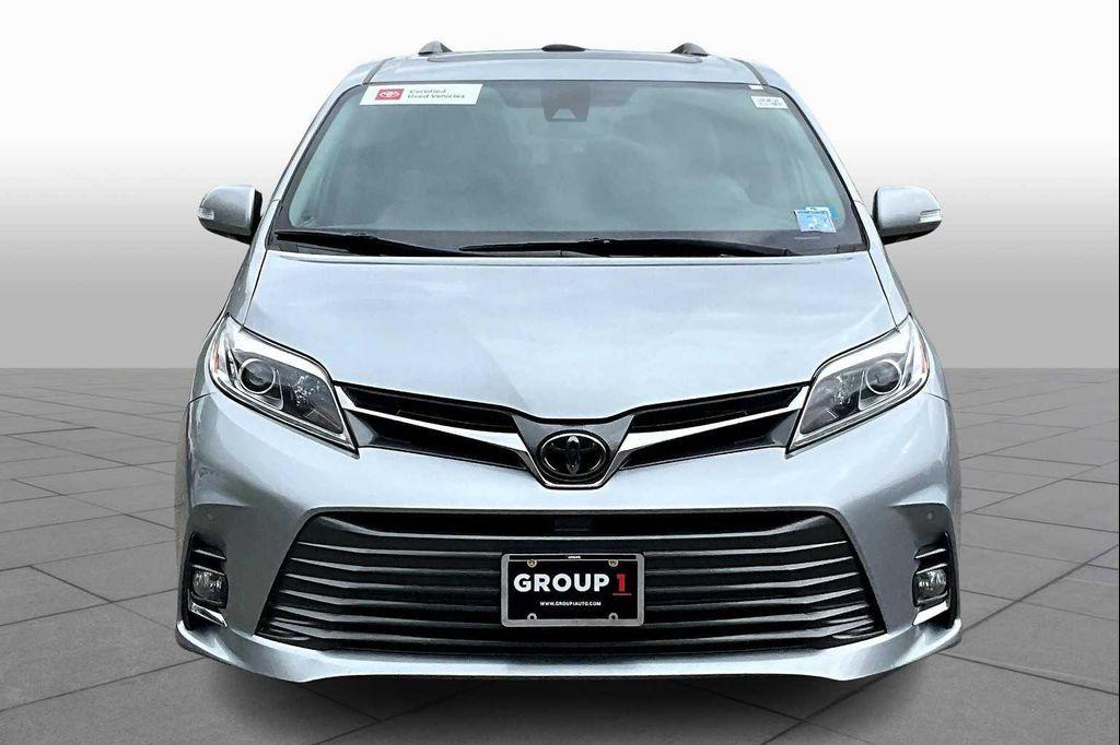 2020 Celestial Silver Metallic Toyota Sienna