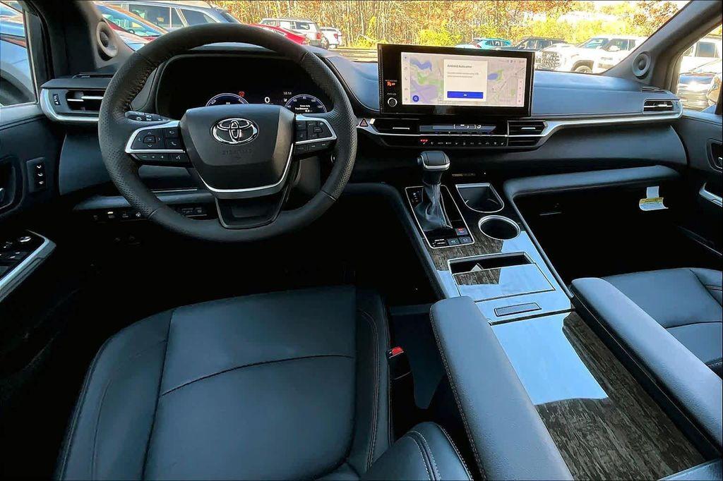 used 2025 Toyota Sienna car, priced at $57,492