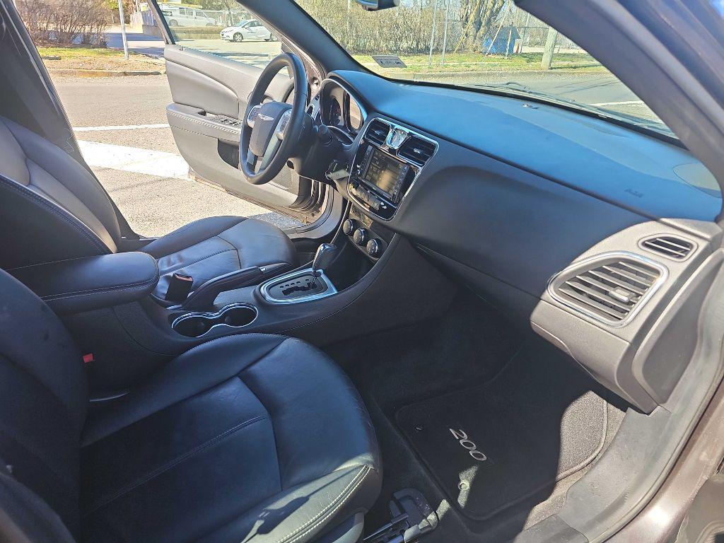 used 2014 Chrysler 200 car, priced at $4,500