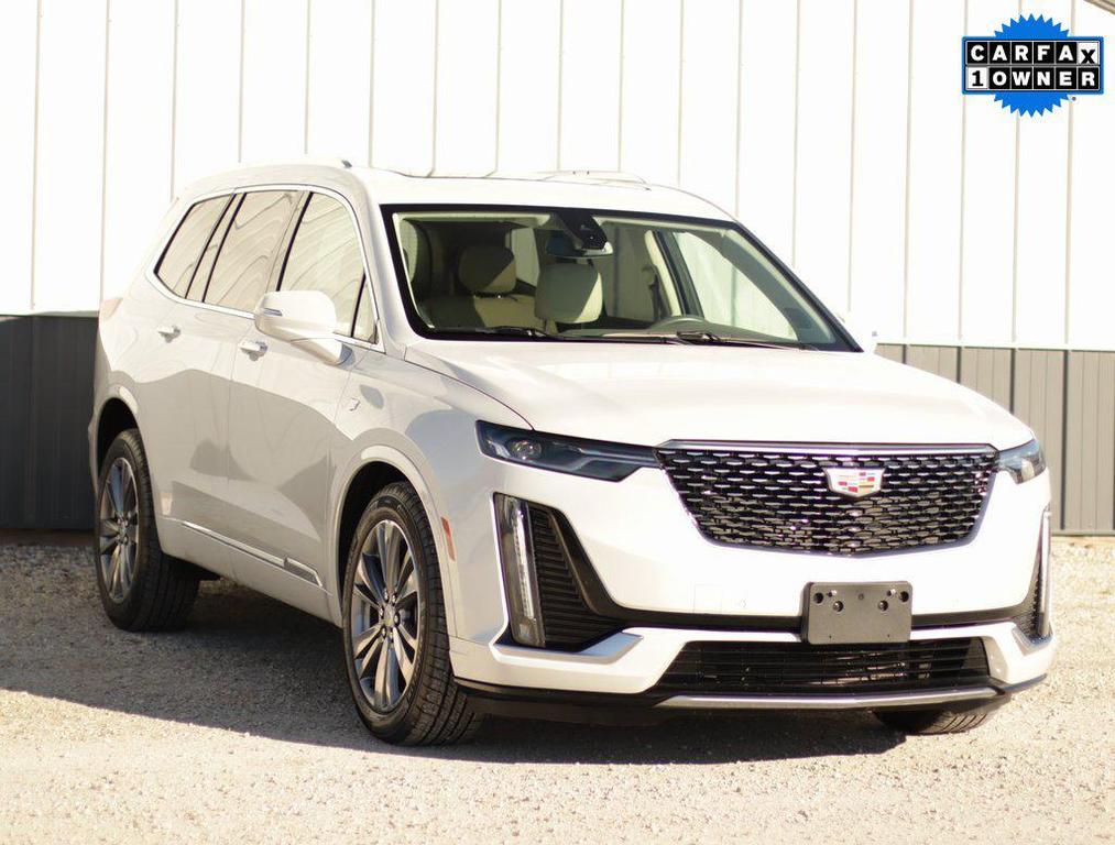 used 2025 Cadillac XT6 car, priced at $46,470